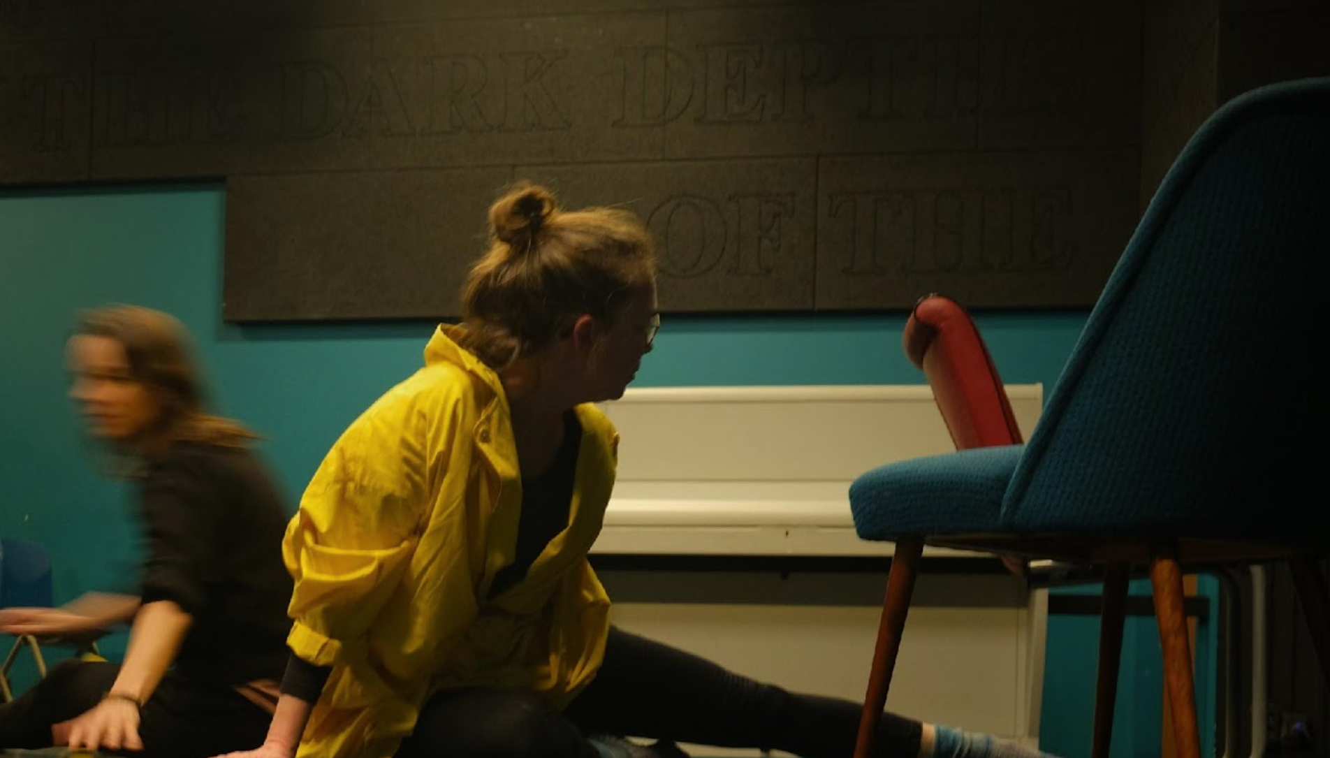 olifant spotlight geel rose